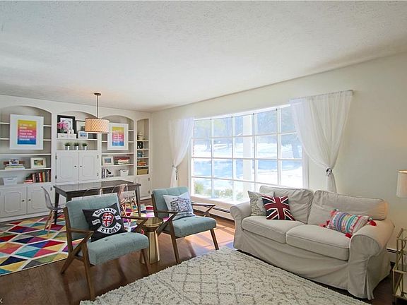 3rd image of 1163 Sheerbrook Dr