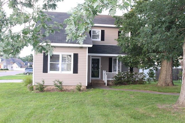 1st image of 1600 Chase Cir