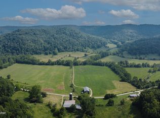 2892 Quicks Run Rd, Vanceburg, KY 41179