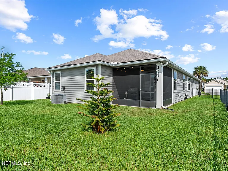 21 Creekmore Dr — Photo 22
