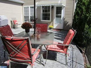 12 Burtons Dr, Southampton, NJ 08088