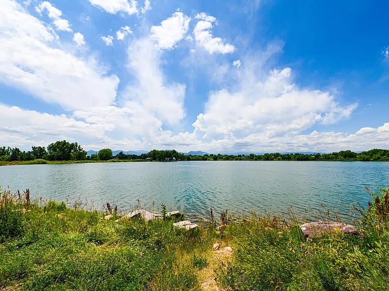 Skip across Baseline to Waneka Reservoir for a picnic