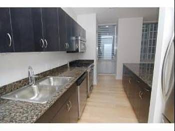 5th image of 8 E Randolph St #2905
