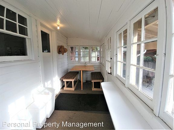 5th image of 517 W 29th St