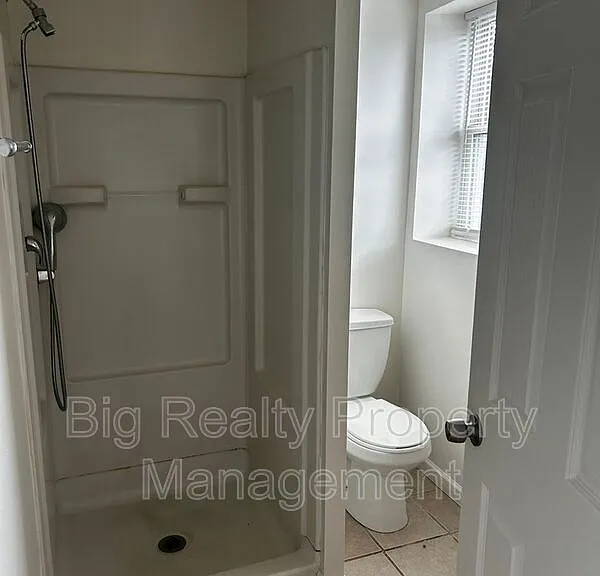 29 N Main St #4A — Photo 5
