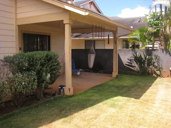 Covered Patio with Mounta