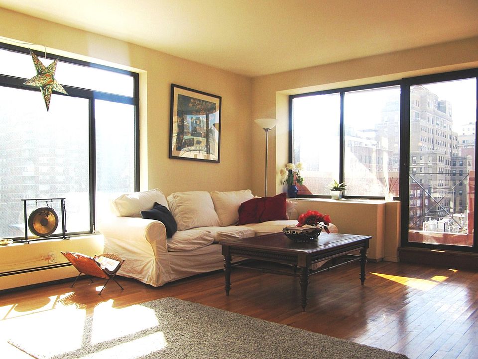 1st image of 408 8th Ave #8