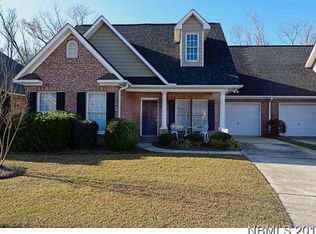 821 Vineyard Dr, New Bern, NC 28562