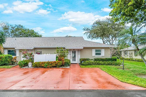 18855 Candlewick Dr Photo 1