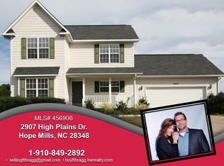 2907 Highplains Dr, Hope Mills, NC 28348