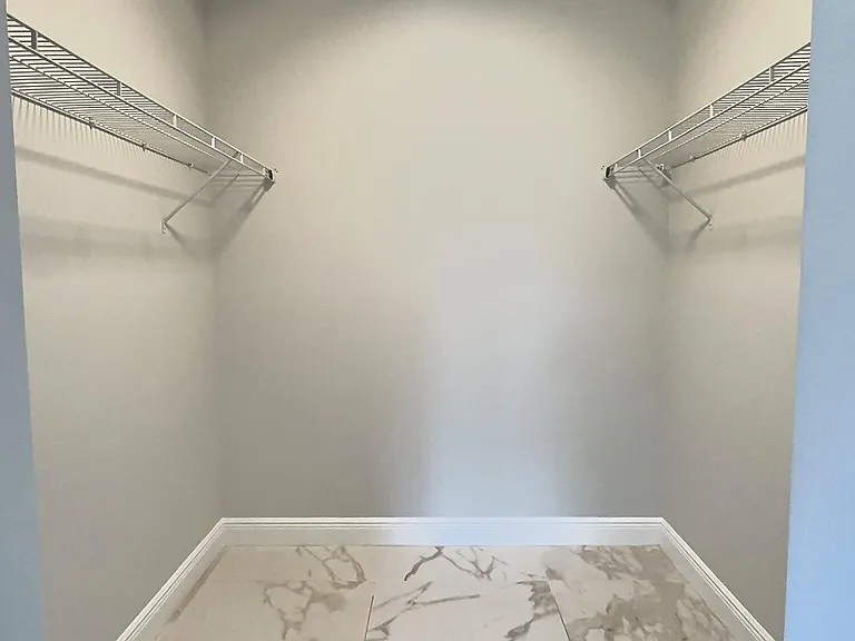 413 Martin Ave — Photo 16