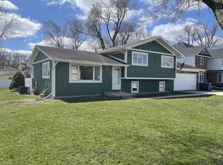 1101 Oxford St, Downers Grove, IL 60516