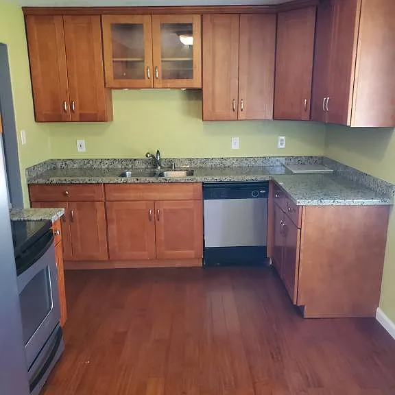 213 W Norwich Dr — Photo 10