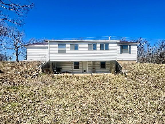 2nd image of 21547 Maries Rd #420