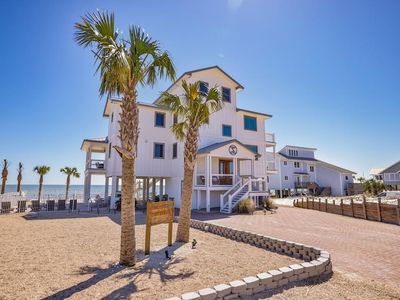 1426 E Gulf Beach Dr, Eastpoint, FL, 32328