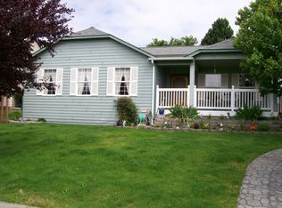 2006 13th St, Anacortes, WA 98221