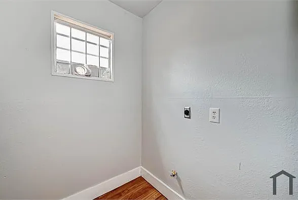4203 Tavenor Ln — Photo 7