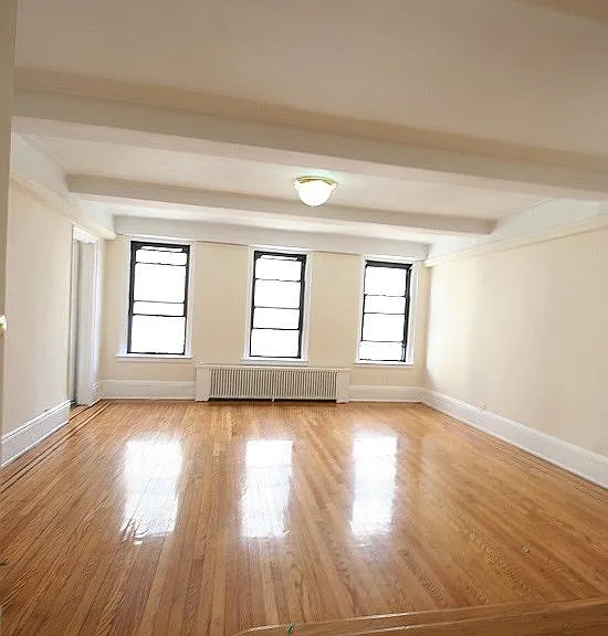 310 E 55th St #8BB — Photo 5