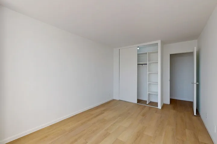 Lake Meadows Apartments — Photo 117