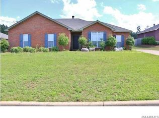 613 Old Camp Dr, Pike Road, AL 36064