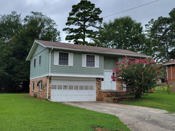 6065 Fairfield Dr