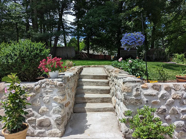 530 Shirley Ave — Photo 38