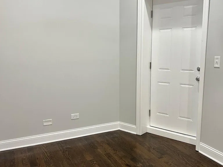 2840 W Fulton St #2 — Photo 5