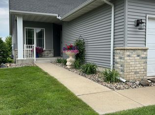 2808 Village Dr, Faribault, MN 55021