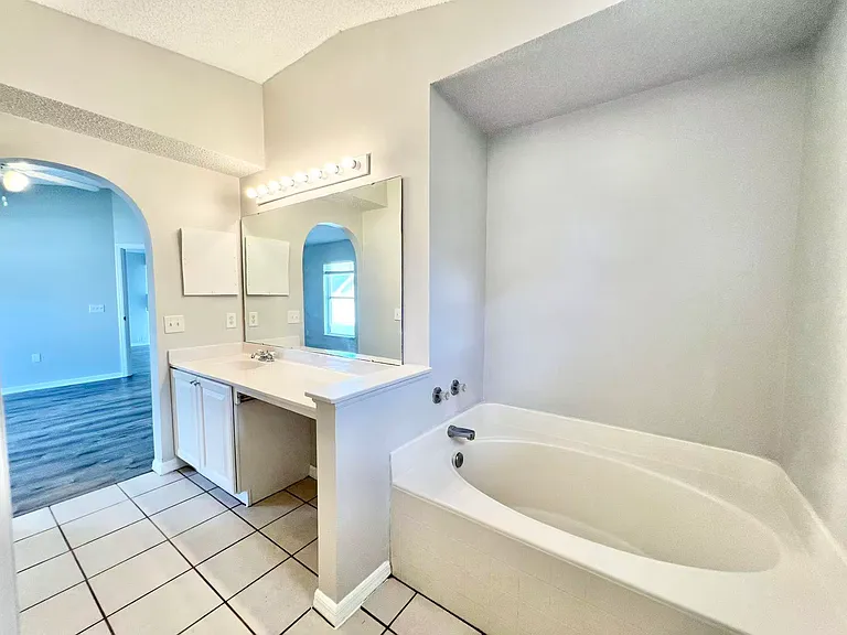1231 Honey Rd — Photo 13