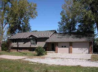 4550 Oak Crest Hill Rd SE, Iowa City, IA 52240