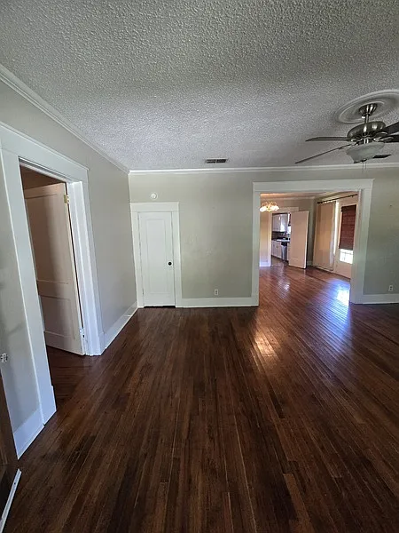 3 bed, 1700 sqft, $1,475 — Photo 2