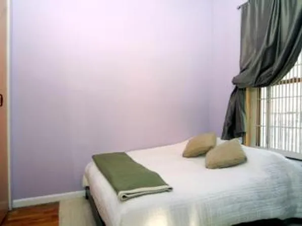331 West 21st Street image 1 of 6