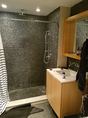 Rented by Space Link Realty | media 30