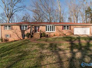 7110 Jones Valley Dr SE, Huntsville, AL 35802