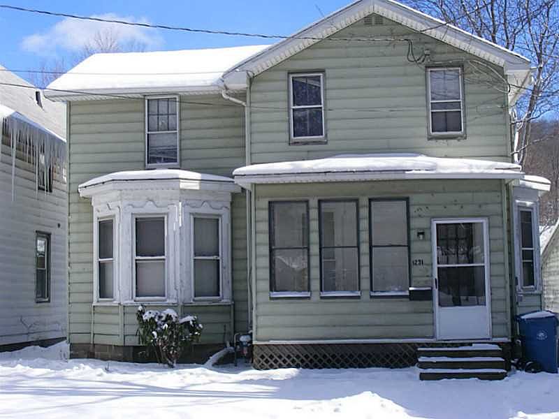 1st image of 1231 S Main St