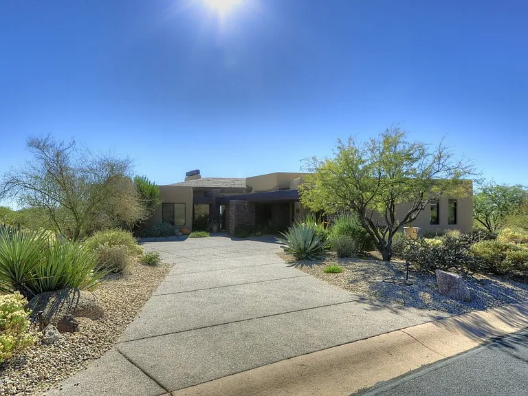 10277 E Nolina Trl — Photo 2