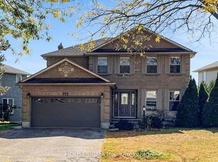 952 Peggoty Cir, Oshawa, ON L1K 2G5