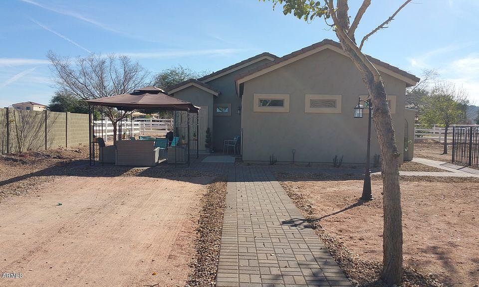 1st image of 21339 E Orchard Ln