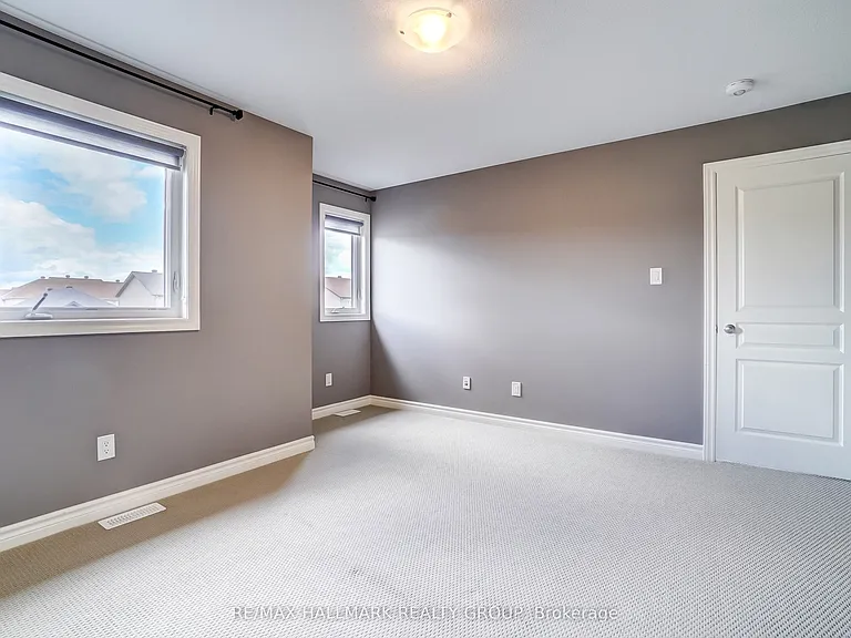 1110 Beckett Cres — Photo 27