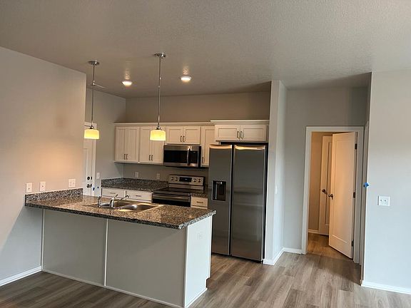 3rd image of 0 Greenwood Pl #219