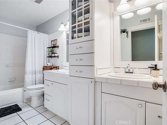 4th image of 11094 Kayjay St