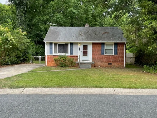 2315 Finchley Dr, Charlotte, NC 28215