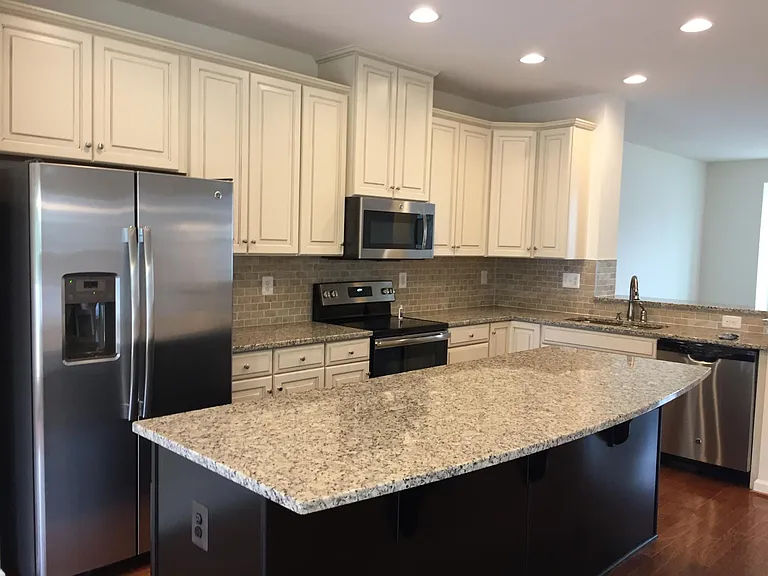 10749 Hinton Way — Photo 4