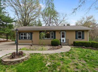 2912 Old Caseyville Rd, Swansea, IL 62226