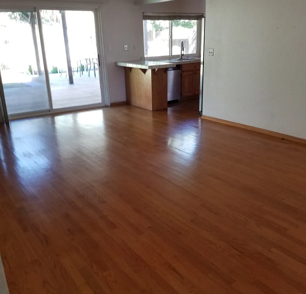 4 bed, 1536 sqft, $3,400 — Photo 3
