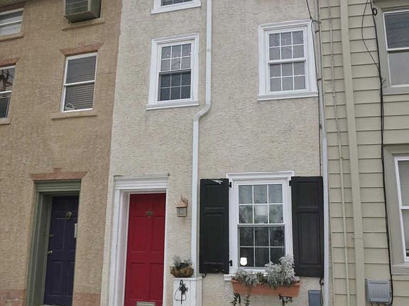 5th image of 4471 Silverwood St
