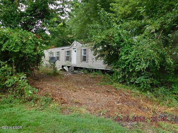 4th image of 66 Center Ln