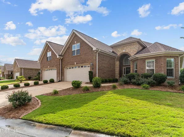 8251 Stenton Drive NE, Leland, NC 28451