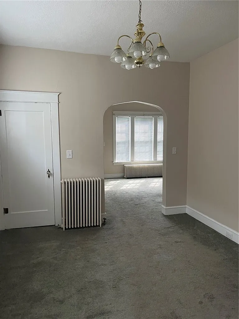 2 bed, 1.0 bath, 1740 sqft, $1,250 — Photo 3