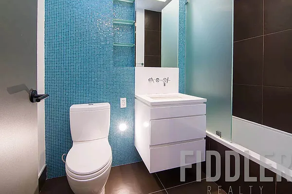 Rented by The KCI Group | media 33